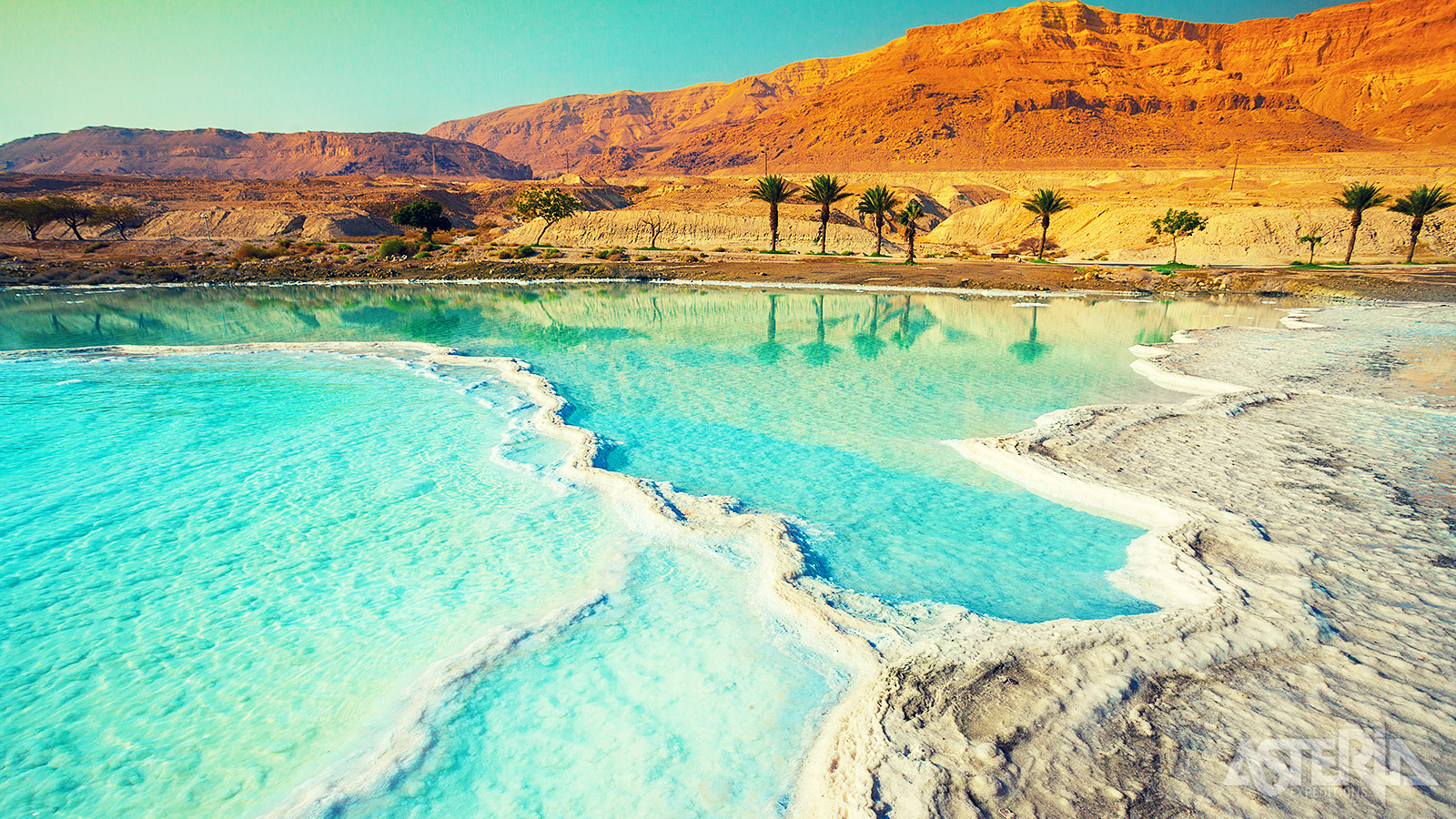 De Dode Zee, niet echt een zee maar het laagst gelegen meer ter wereld