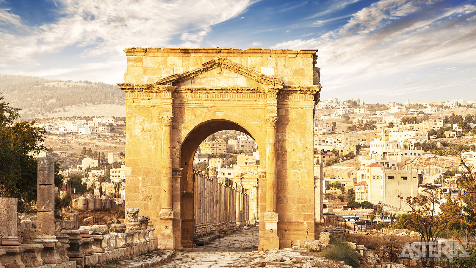 Heel wat architecturale elementen van Jerash zijn vrijwel intact opgegraven
