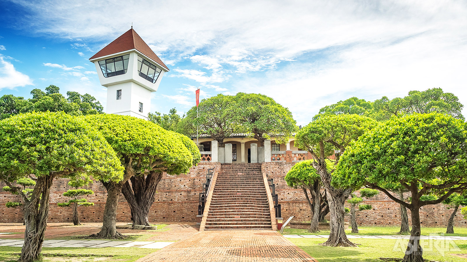 Het Anping Fort werd door de Vereenigde Oostindische Compagnie tussen 1624 en 1634 gebouwd op het zanderige kleine eiland Taoyuan