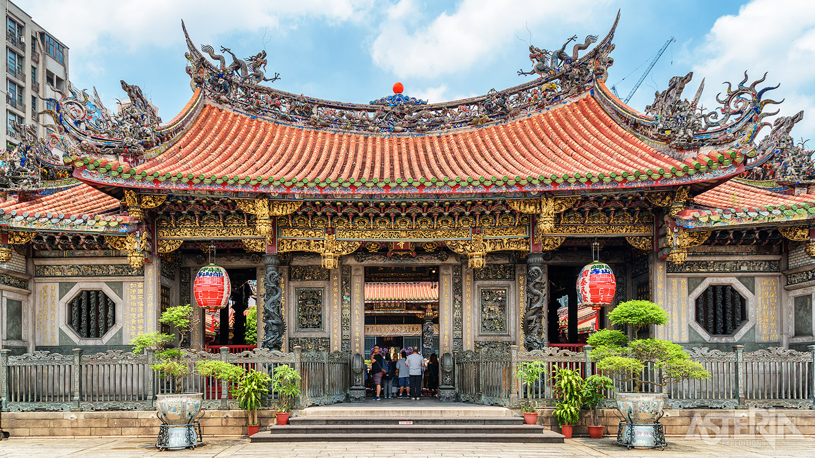 De Lungshan Tempel die al sinds 1738 over de lokale bevolking waakt