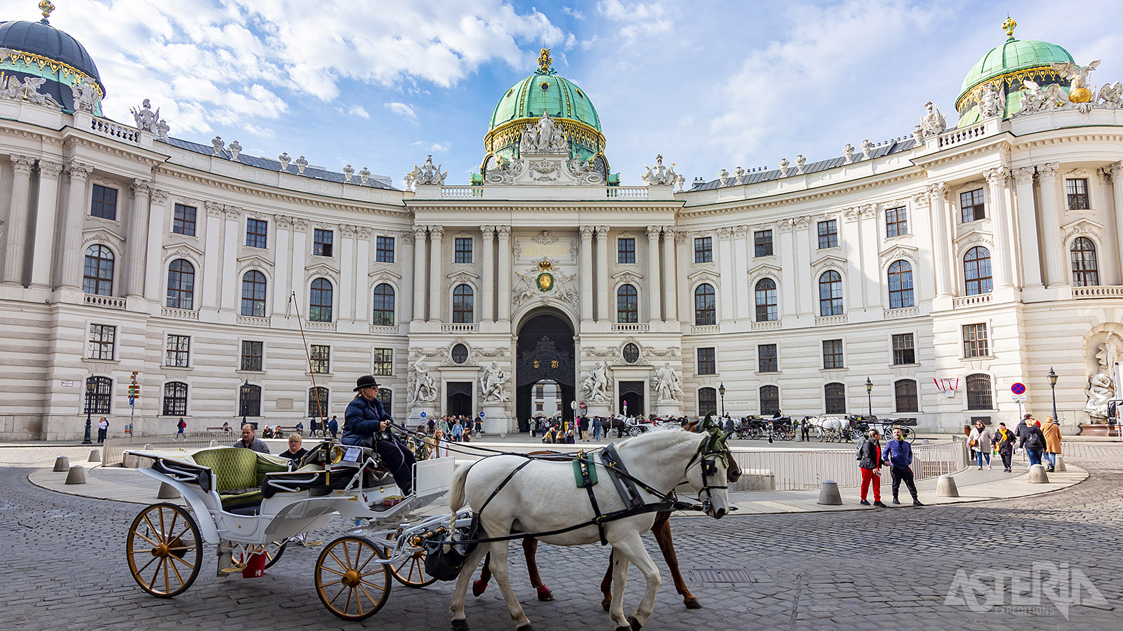 Het Hofburgpaleis is één van de grootste paleiscomplexen ter wereld
