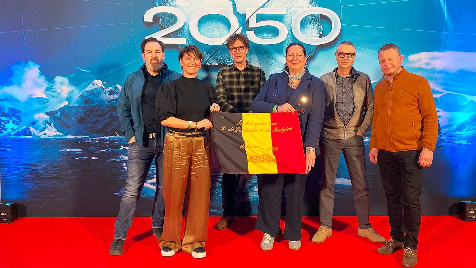 Asteria Expeditions op de première van ’2050’