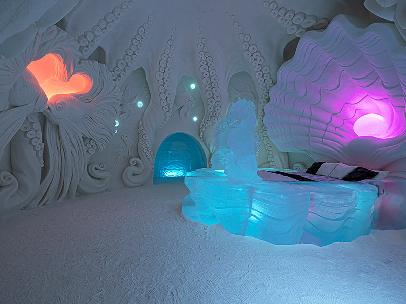 Elke winter wordt het schitterende Snow Village opnieuw opgebouwd