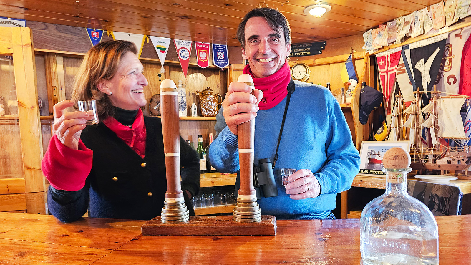 Akademik Vernadsky Station, de beroemdste bar op Antarctica