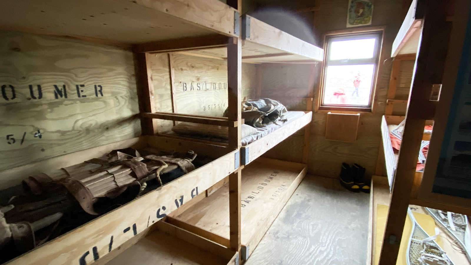 De Britse transithut fungeert vandaag als museum(pje)