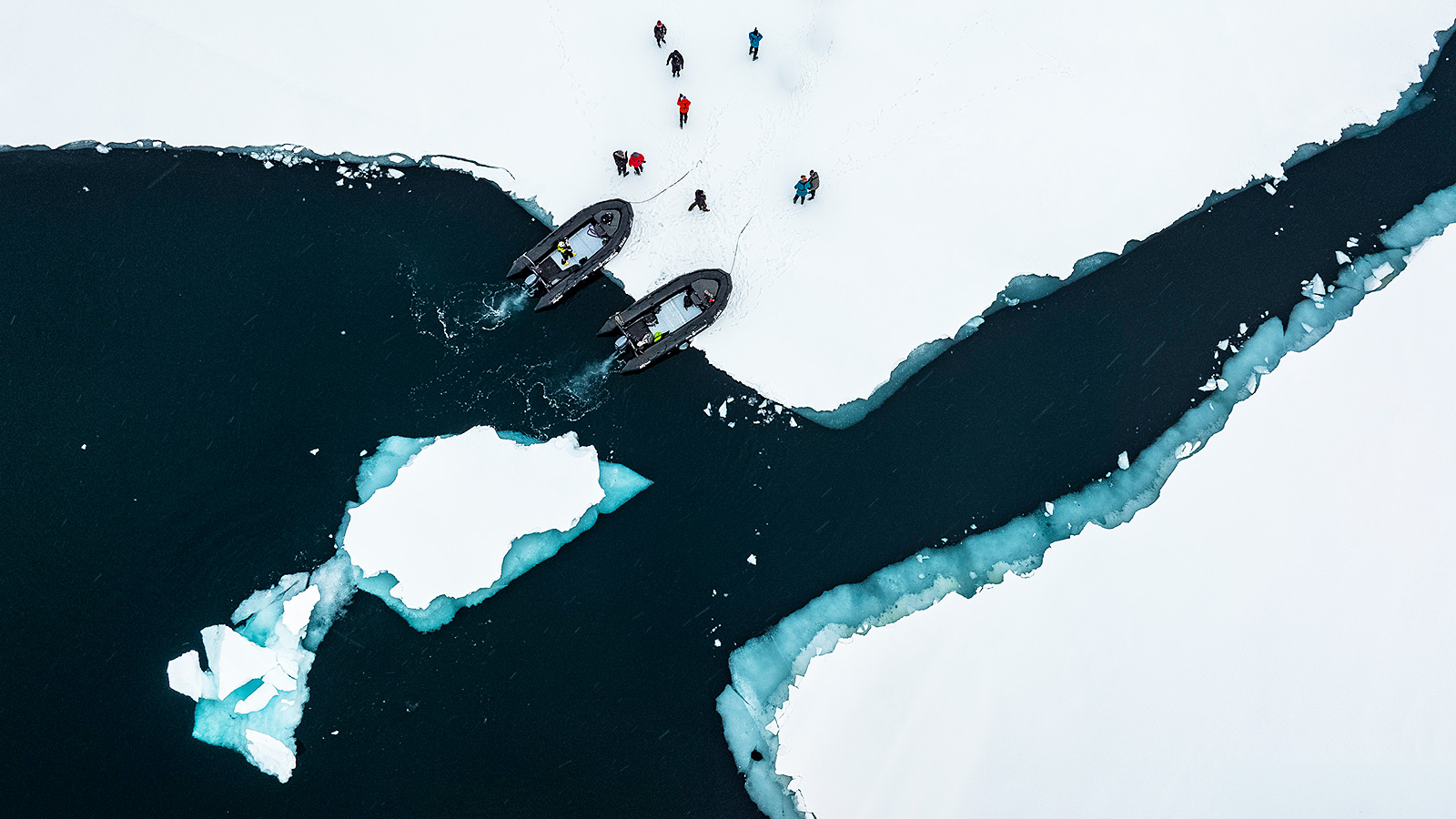 Wat maakt een expeditiecruise naar Spitsbergen anders dan een gewone cruise?