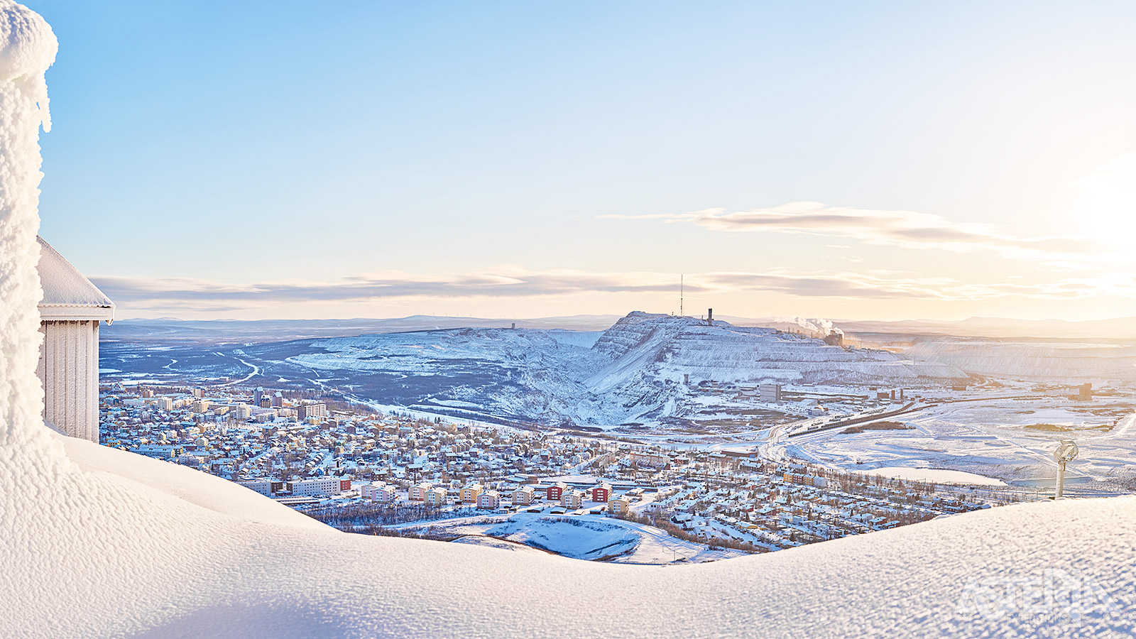 Kiruna binnen de poolcirkel en is de noordelijkste stad van Zweden