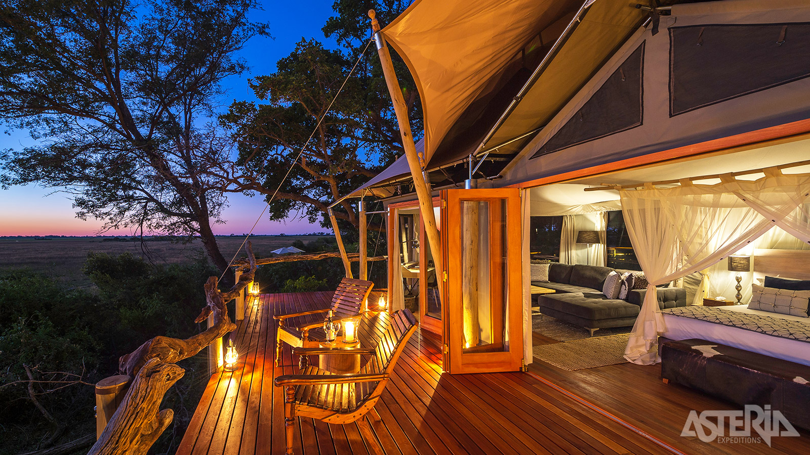 Het kleinschalige Kwetsani Camp ligt in de Okavango Delta en is enkel per vliegtuig bereikbaar