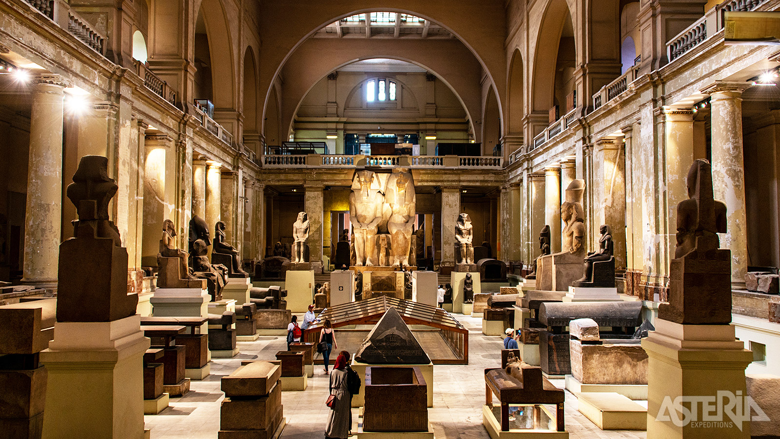 Het museum herbergt enkele van de grootste schatten van duizenden jaren Egyptische geschiedenis