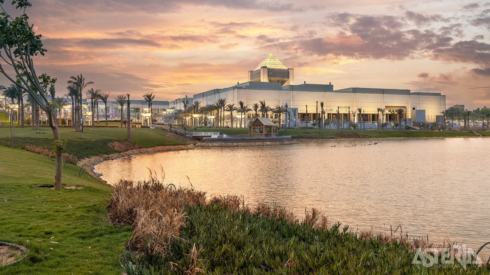Het Nationaal Museum van Egyptische Beschaving (NMEC) belicht de geschiedenis van Egypte van prehistorie tot heden