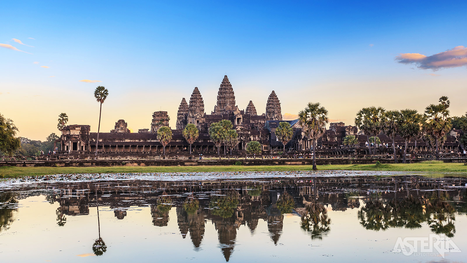 Angkor Wat en zijn vijvers... één  van de meest iconische tempels in de wereld