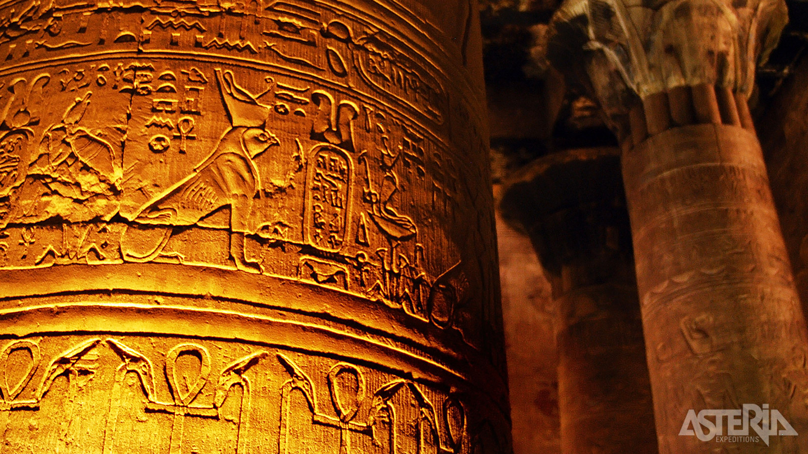De Tempel van Horus in Edfu is n van de best bewaarde tempels in Egypte