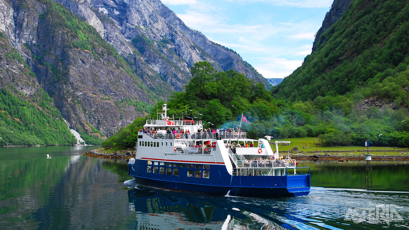 Nærøyfjord is een van de meest indrukwekkende fjorden van Noorwegen en staat op de Unesco werelderfgoedlijst