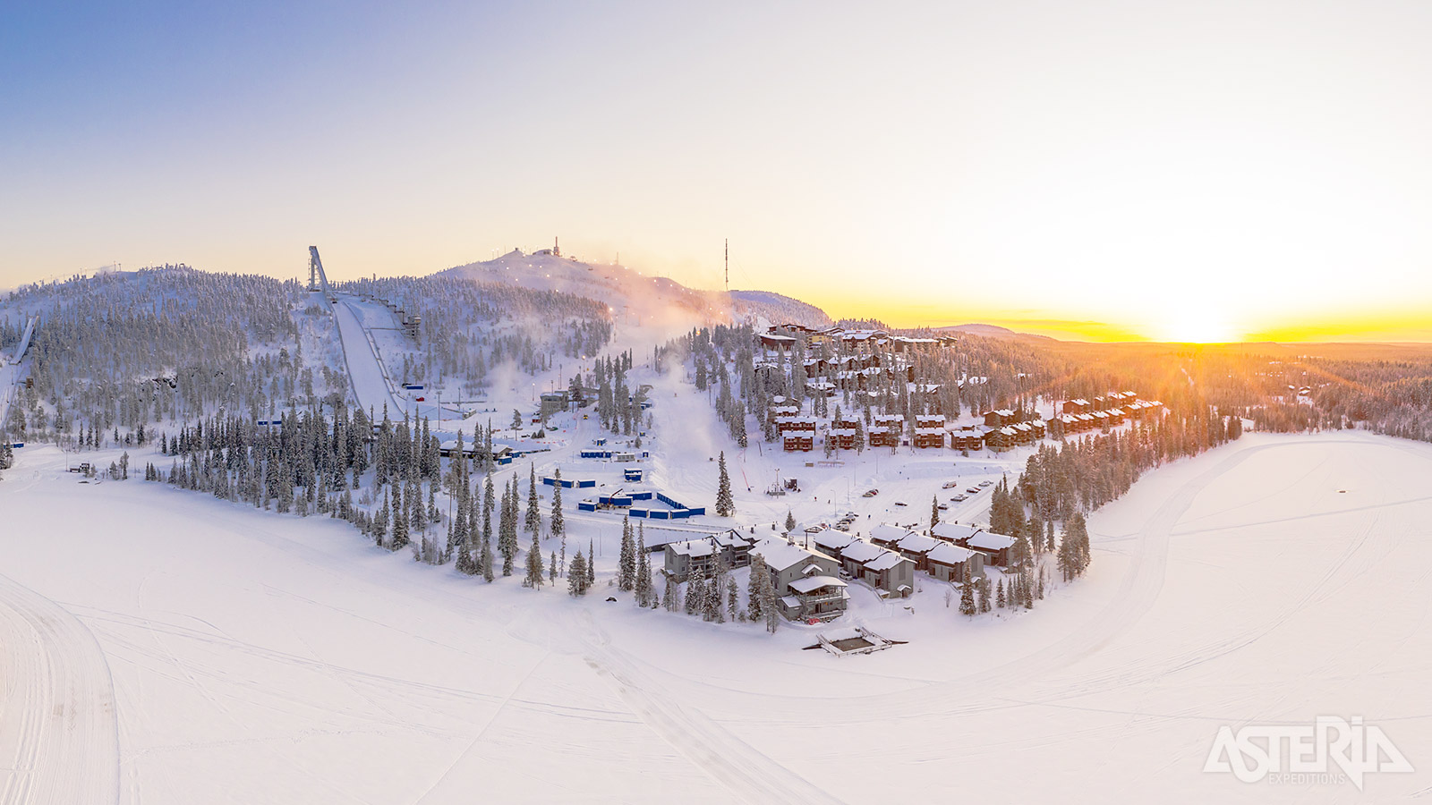 Mogelijkheid tot skiën op de nabijgelegen piste van Ruka zijn een pluspunt