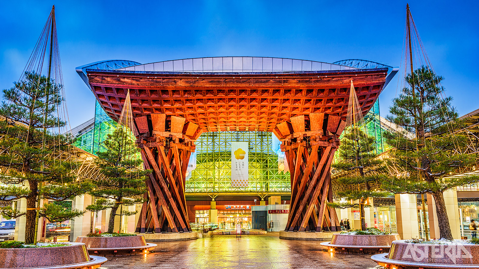 Je reist verder naar Kanazawa, ook gekend als ’Klein Kyoto’