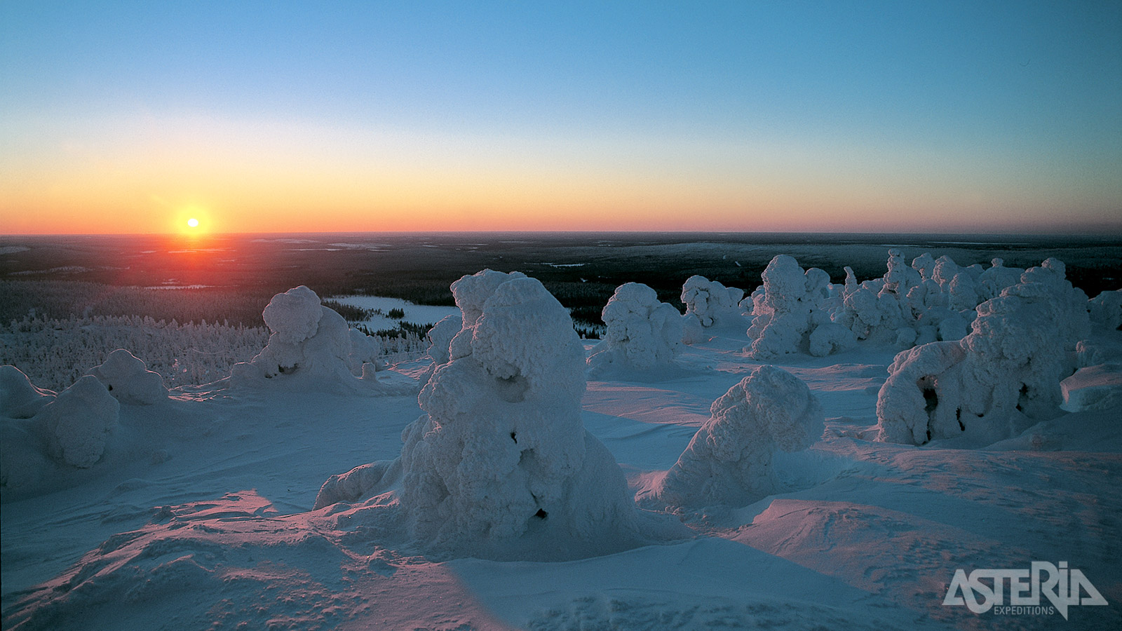 Het gebied staat bekend om zijn dikke sneeuwlagen, sprookjesachtige met sneeuw bedekte bomen en uitgestrekte natuur