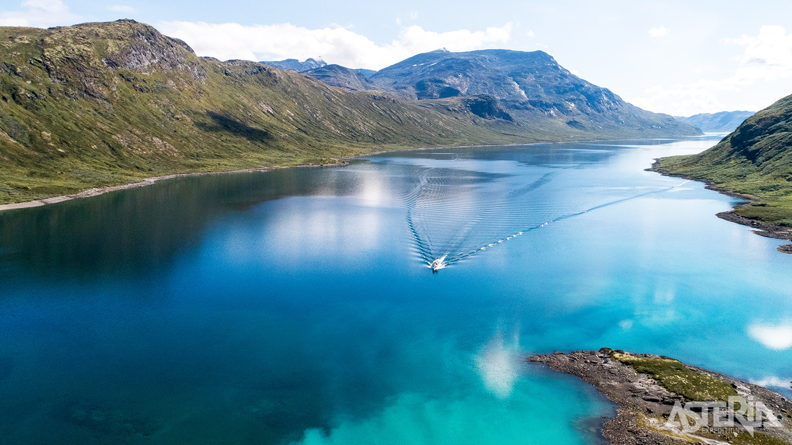 Tijdens een boottocht vaar je door de langste fjord van Noorwegen tot in Bergen