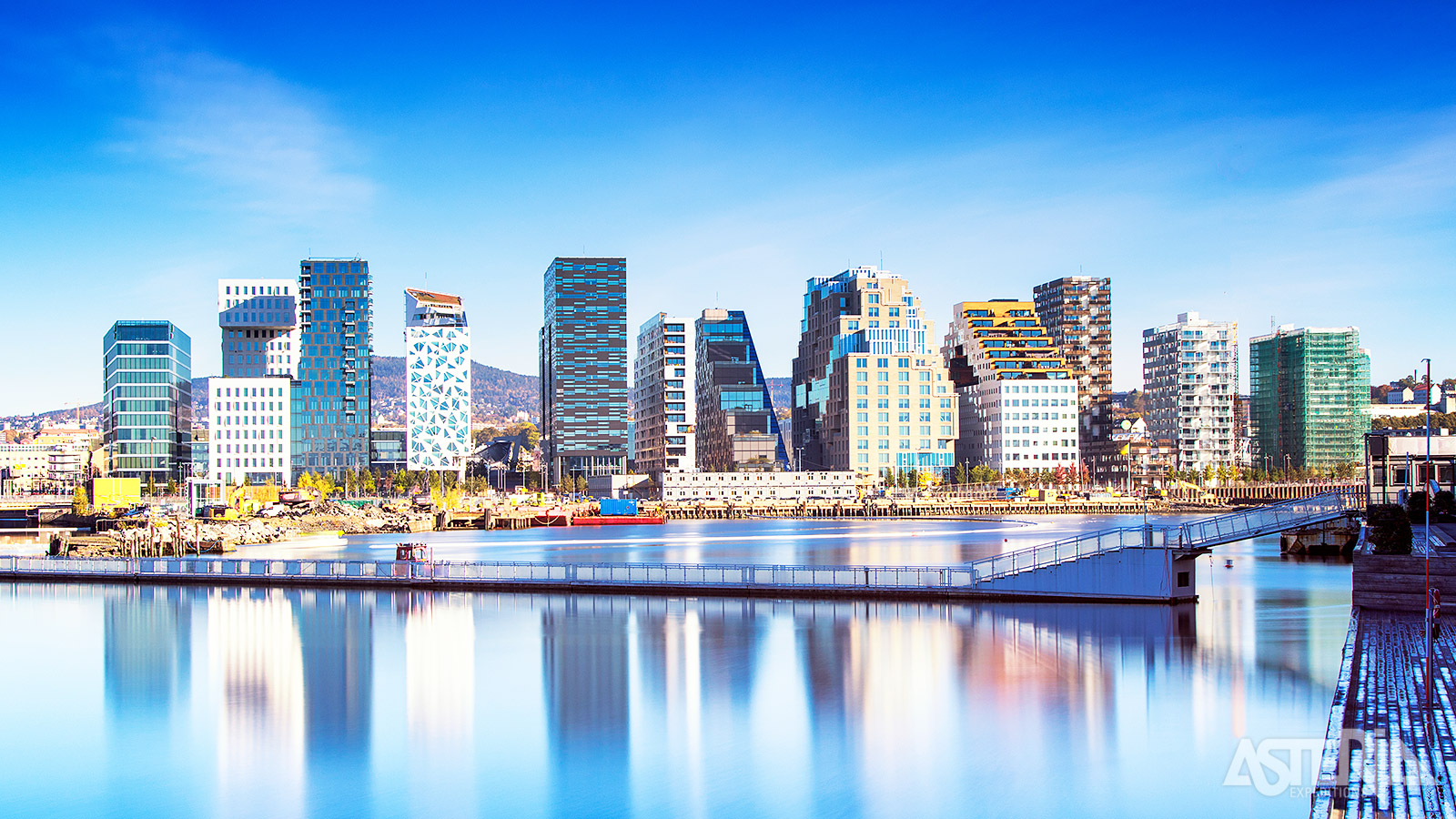 De reis start in de bruisende  Noorse hoofdstad Oslo