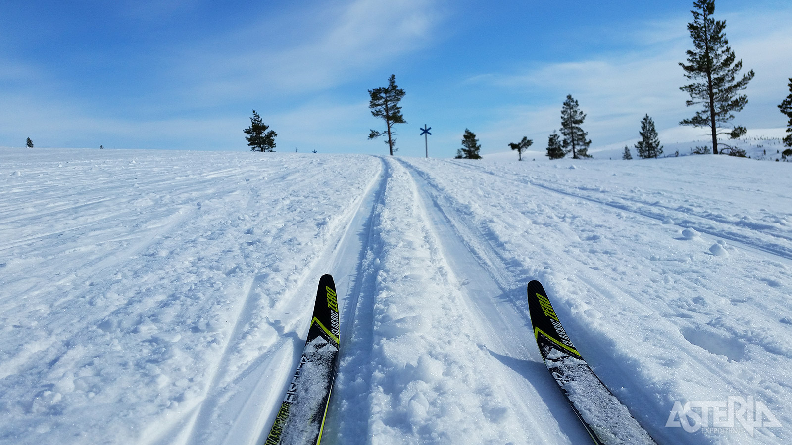 Er is geen stillere methode om je door besneeuwde landschappen te verplaatsen dan op langlaufski’s