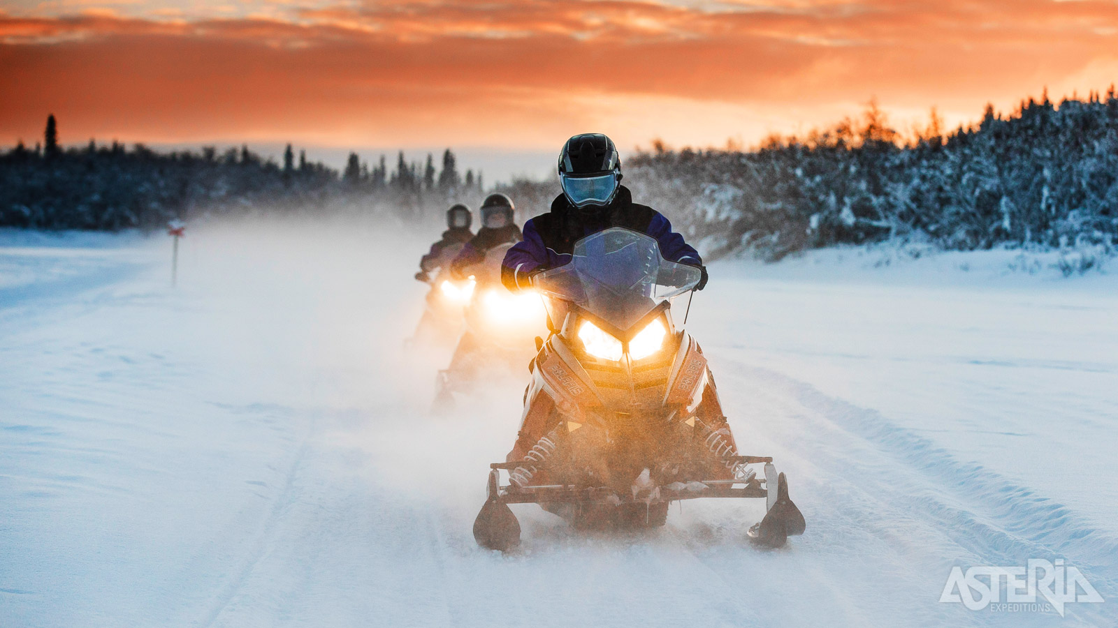 Sneeuwscooteren in Fins Lapland staat garant voor een onvergetelijk avontuur