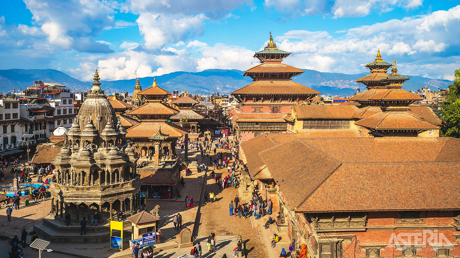 Patan is bekend om zijn indrukwekkende paleizen, tempels en traditionele Newari-architectuur