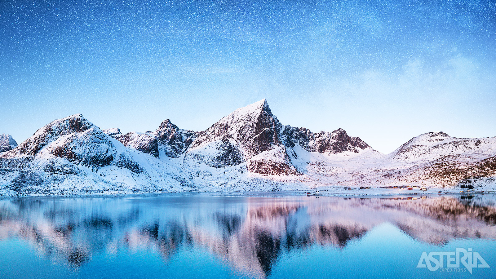 De Unesco omschrijft de Lofoten als uniek dankzij de rijkdommen van de zee, de geologie, fauna & flora, culturele monumenten en prachtig landschappen