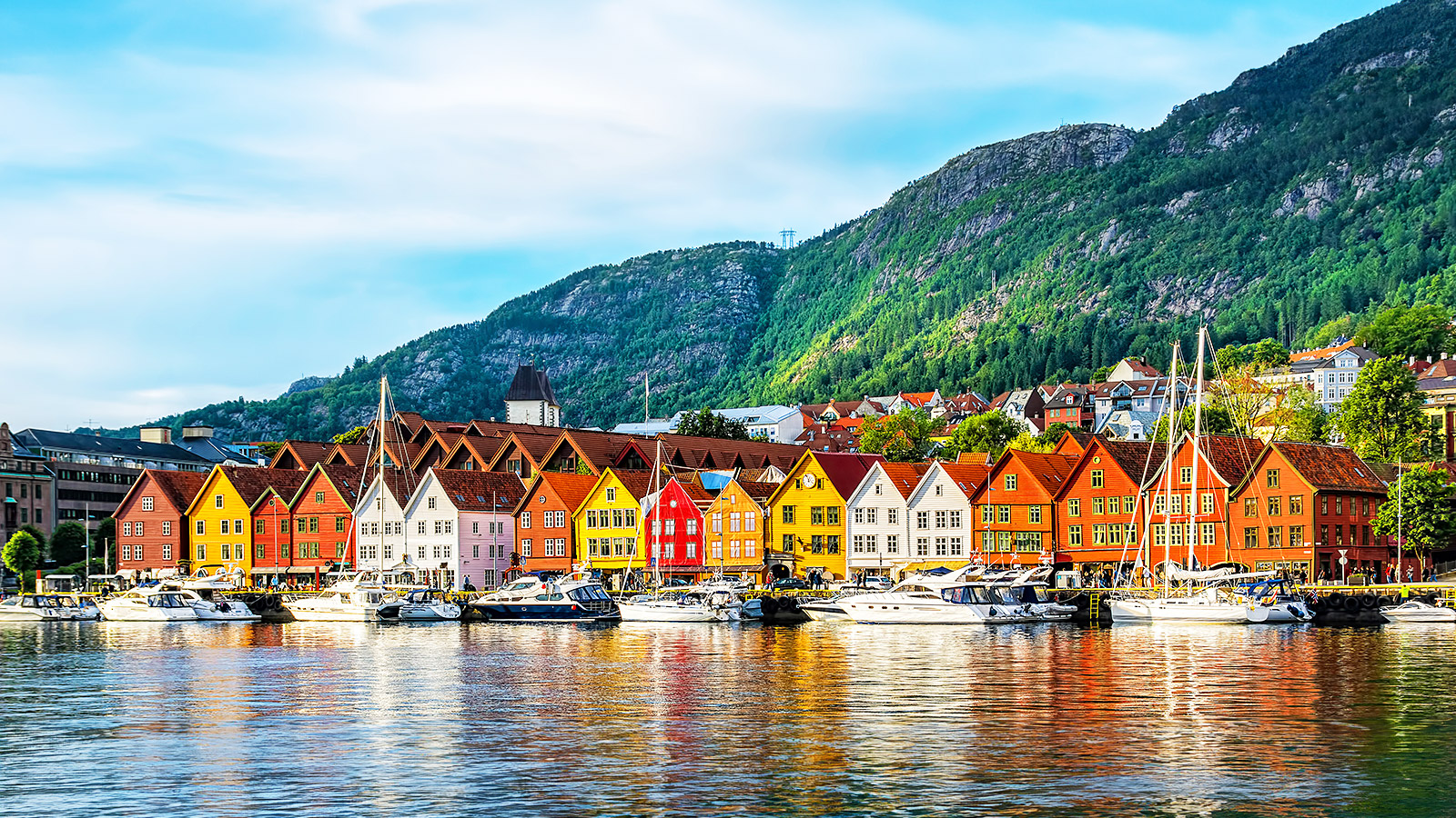Verleng je vakantie met extra nachten in de kleurrijke Hanzestad Bergen