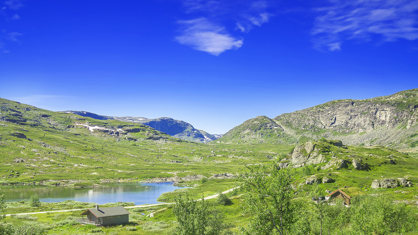 De 180km lange Hardangerfjord is één  meest iconische fjorden van Norwegen