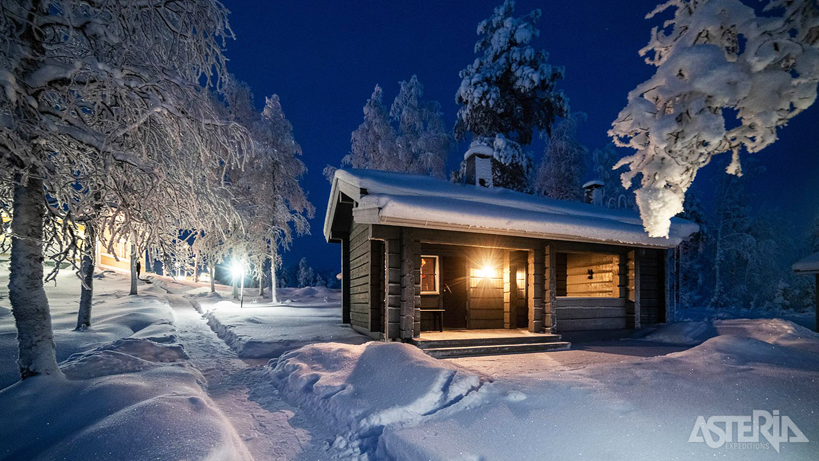 Voor de sauna kan je terecht in een apart gebouw op het domein