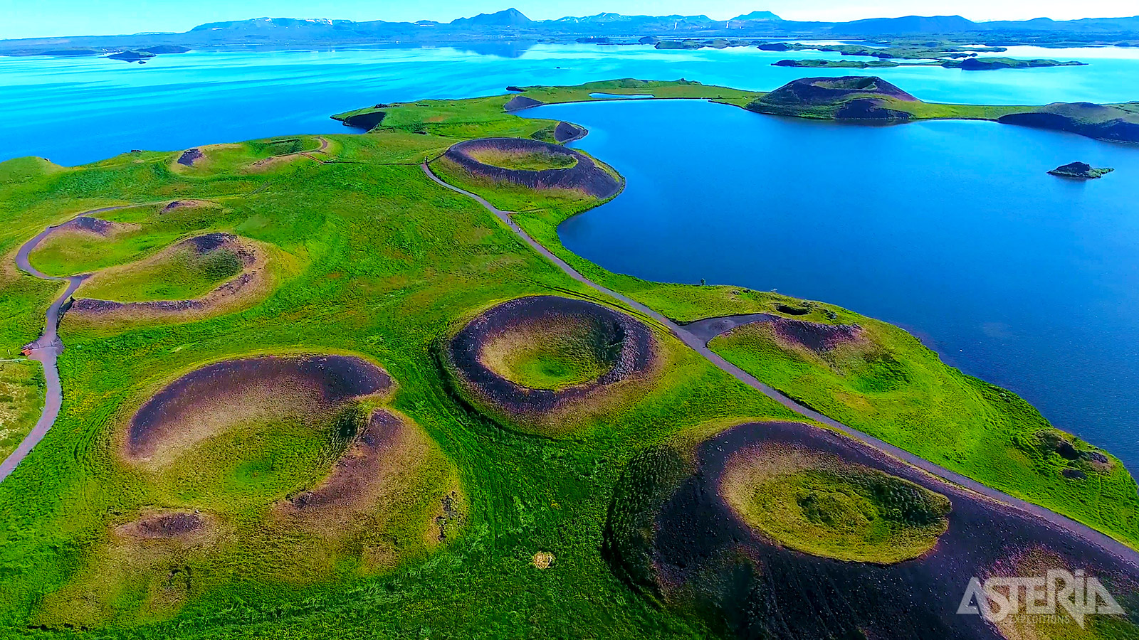 Skútustadagígar is het gebied ten zuiden van Myvatn waar  jede beroemde pseudokraters kan bewonderen