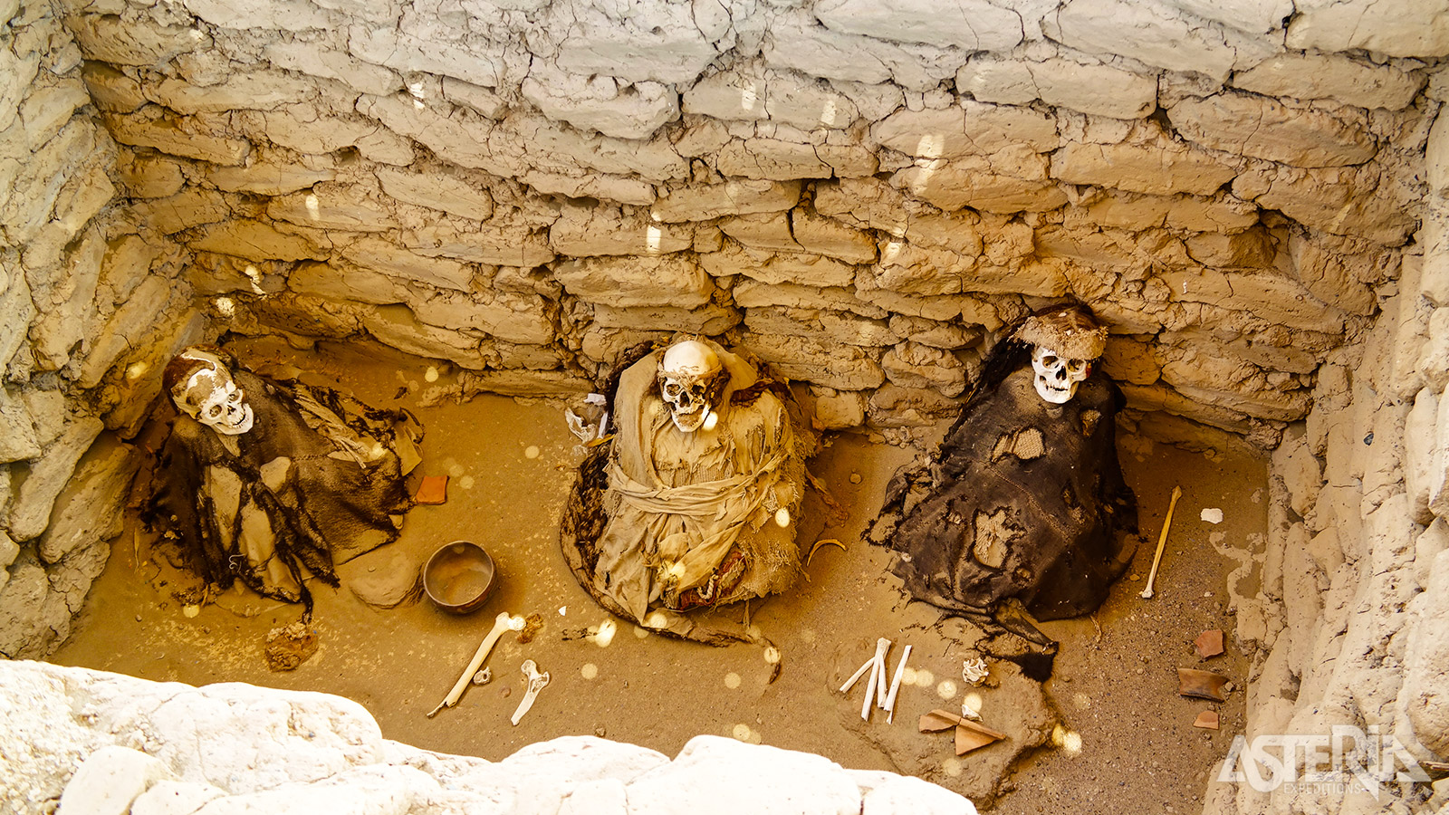 In Chauchilla bewonder je eeuwenoude mummies en grafkamers in de Nazca-woestijn
