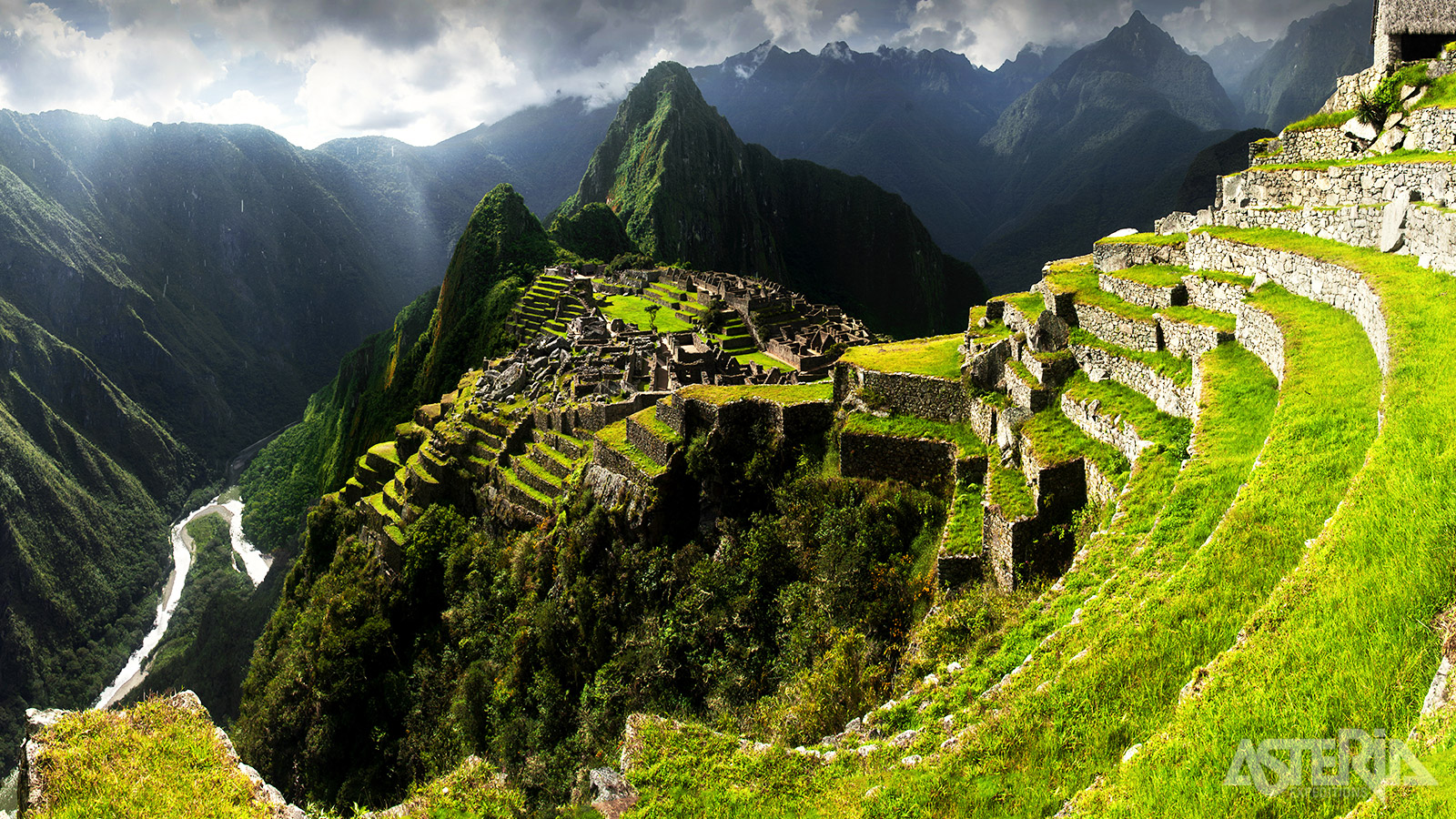 Machu Picchu wordt beschouwd als meesterwerk van Inca-architectuur, met een verbluffende landschappelijke schoonheid