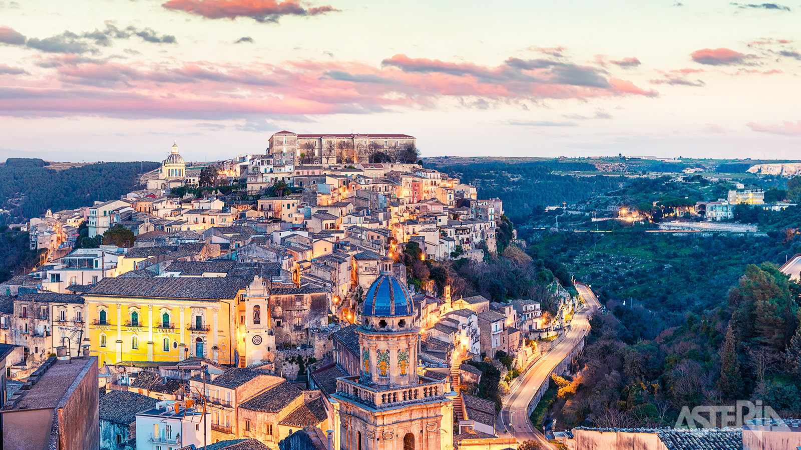 Ragusa maakt deel uit van de Val di Noto, een Unesco werelderfgoedgebied dat beroemd is om zijn barokke steden