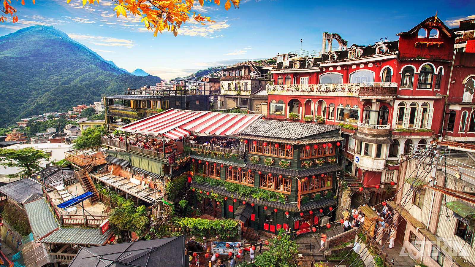 Het schilderachtige Jiufen, ooit een centrum van goudwinning, wist veel van zijn sfeer van weleer te bewaren