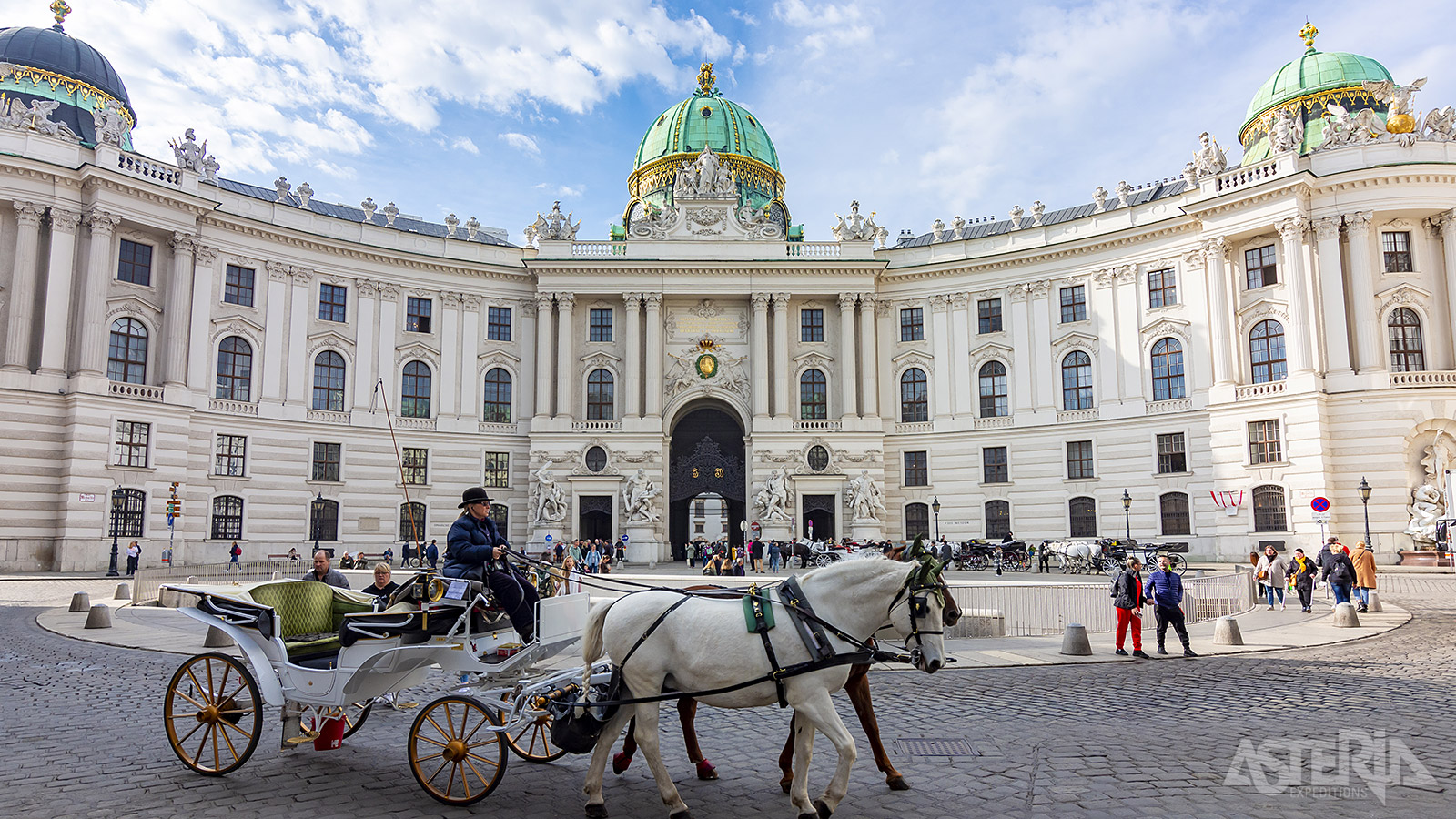Het Hofburgpaleis is n van de grootste paleiscomplexen ter wereld