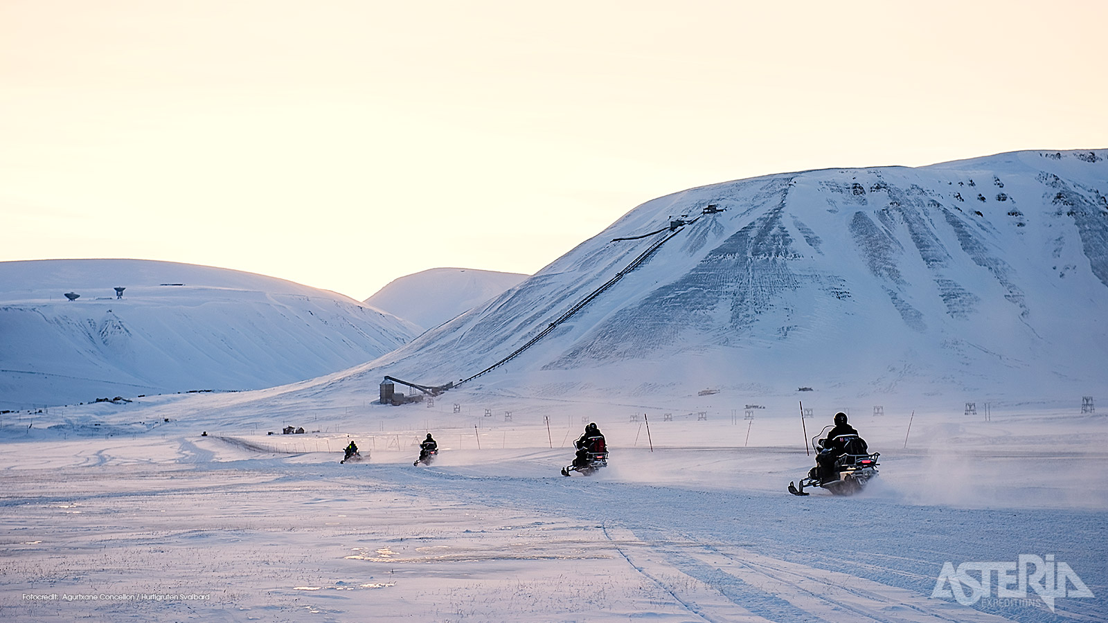 Verken het eiland met de sneeuwscooters
