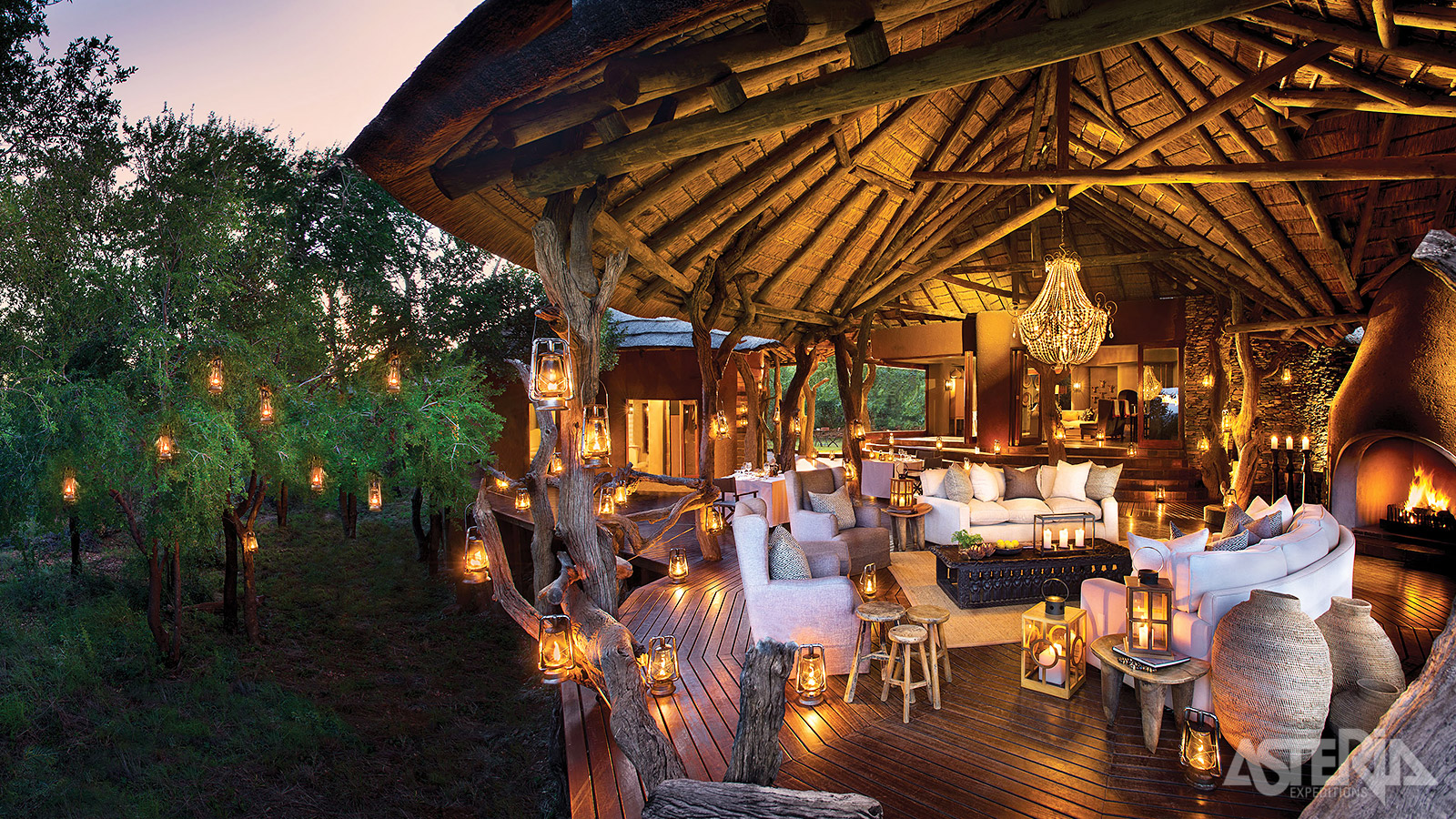 De smaakvolle  inrichting van de Makweti Safari Lodge zorgen ervoor dat je als gast moeiteloos opgaat in het ritme van de Afrikaanse wildernis