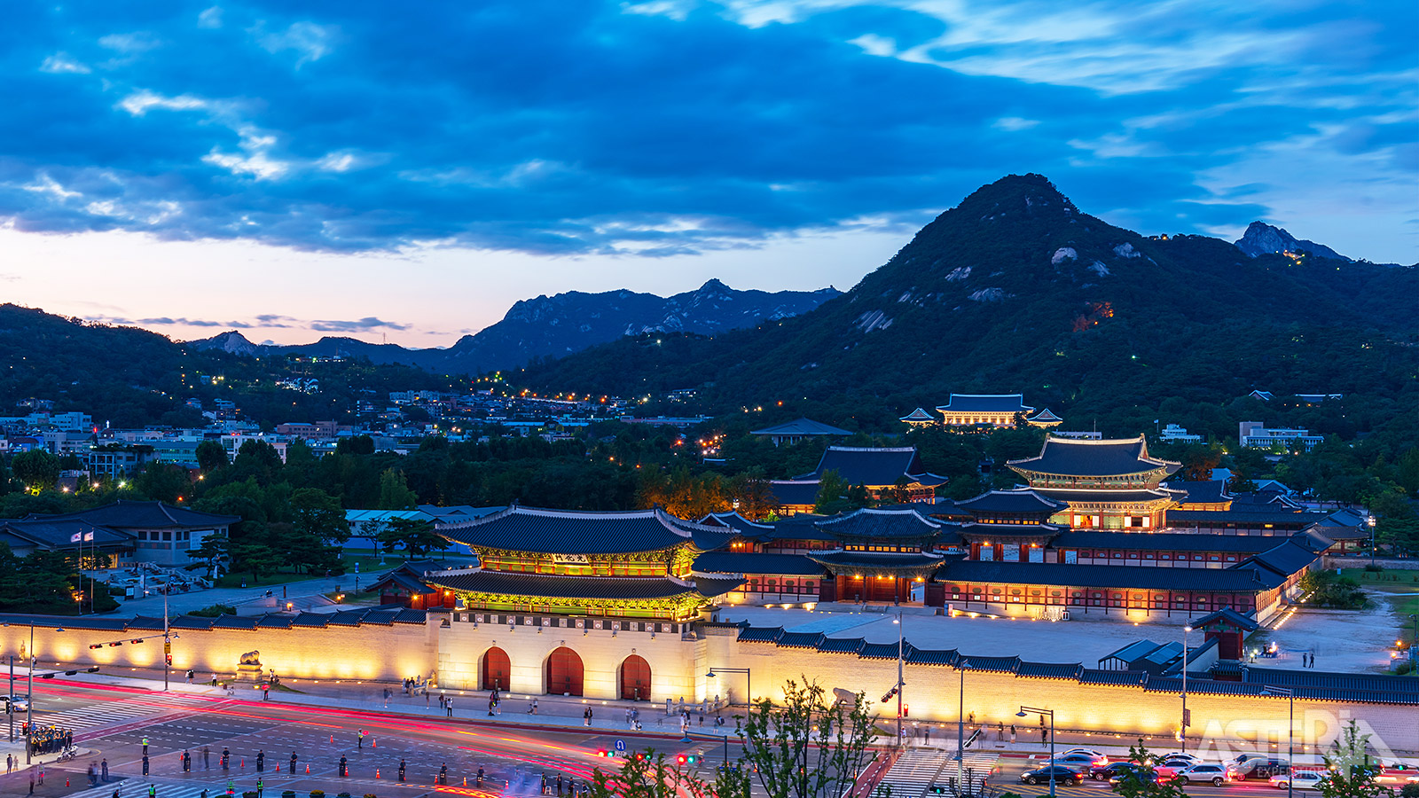 Het enorme Gyeongbokgung-paleis in Seoel omvat 330 gebouwen met in totaal 5.792 kamers