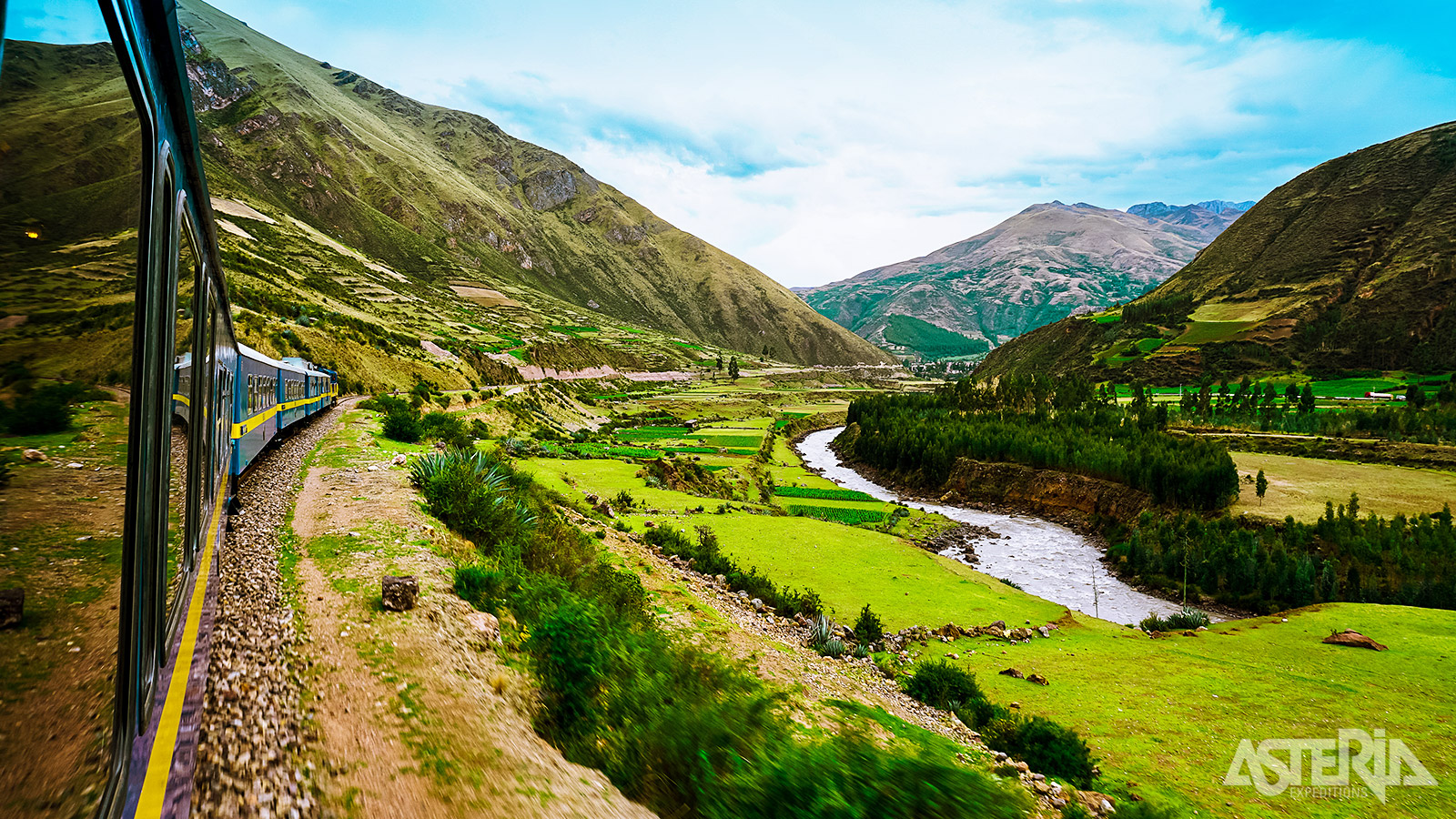 Reizen door de Andes met de PeruRail Titicaca, een spectaculaire treinrit tussen Puno en Cusco